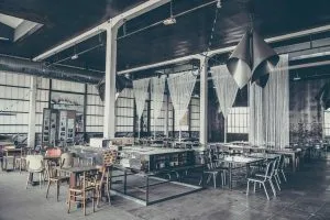 Bar w postindustrialnej architekturze